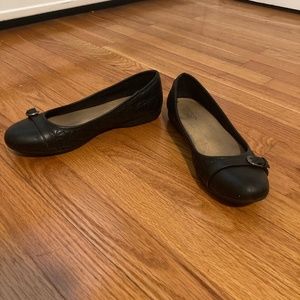 Black flats